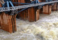 इस मानसून में 10वीं बार खुला गंभीर का गेट