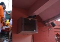 7 कैमरे और 2 मेटल डिटेक्टर:फिर भी पिस्टल के साथ नेता मंदिर के अंदर