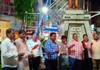 शिवपुरी के भावखेड़ी गांव की घटना पर आक्रोश, कैंडल मार्च निकालकर मृत बच्चों को दी श्रद्धांजलि शिवपुरी के भावखेड़ी गांव की घटना पर आक्रोश, कैंडल मार्च निकालकर मृत बच्चों को दी श्रद्धांजलि