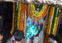 तेजा दशमी:मन्नत पूरी होने पर चढ़ाये निशान, मंदिरों में भीड़