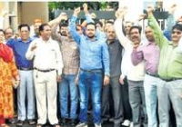 कर्मचारी बोले- सरकार की नीतियों से बिजली बिल भरने की हालत में भी नहीं है बीएसएनएल कर्मचारी बोले- सरकार की नीतियों से बिजली बिल भरने की हालत में भी नहीं है बीएसएनएल