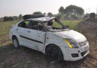 उज्जैन:उजडख़ेड़ा टर्न पर कार तीन पलटी खाकर खेत में गिरी उज्जैन:उजडख़ेड़ा टर्न पर कार तीन पलटी खाकर खेत में गिरी