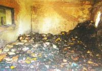 कोठी महल में आग के साथ ही दहकने लगे ये सवाल