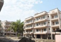 यहां डॉक्टर के लिए फ्लेट तो बन गए लेकिन पहुंचने के लिए सड़क नहीं