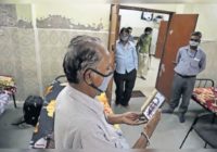 48 दिन बाद वीडियो कॉल से बच्चों को देखा, आंखें भर आई