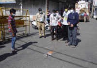 पुराने निरस्त हो चुके पास जब्त कर आग लगाई