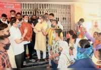 अगर आपसे यूनिवर्सिटी नहीं संभल रही तो इस्तीफा देकर घर जाइए