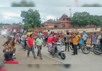 लॉकडाउन की छुट्‌टी, लोग पिकनिक पर:सड़कों पर निकले शहरवासी