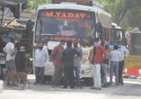 बसों को करना पड़ा यात्रियों का इंतजार ..नानाखेड़ा से 4 तो देवास गेट से 6 बसें ही चली