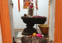 360 डिग्री घूमने वाले शिवलिंग के दर्शन करने पहुंचे भक्त:भगवान राम ने की थी शिवलिंग की स्थापना