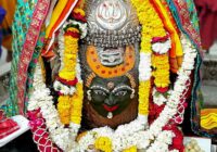 भस्म आरती: मस्तक पर भांग, चन्दन और हीरे जड़ित त्रिपुंड अर्पित कर बाबा महाकाल का दिव्य श्रृंगार किया गया।
