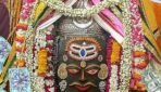 सुबह 4 बजे स्वस्ति वाचन के साथ खोले गए महाकालेश्वर मंदिर के पट, शेषनाग मुकुट और रजत मुण्ड माला से सजे बाबा महाकाल; भक्तों का उमड़ा सैलाब!