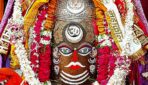 भस्म आरती: महाकाल को चढ़ाई भस्म, शेषनाग मुकुट और मुण्ड माला से हुआ भव्य श्रृंगार!