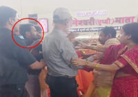 उज्जैन से चौंकाने वाली घटना: मंगलनाथ मंदिर में विदेशी मंत्रालय के अधिकारी को मारा चांटा, परिवार संग बदसलूकी; वीडियो वायरल!