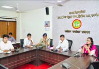 जिले में प्रशासनिक सतर्कता चरम पर: कलेक्टर और एसपी ने दिए आवश्यक सेवाओं को हाई अलर्ट पर रखने के निर्देश, कहा – आमजन को घबराने की जरूरत नहीं