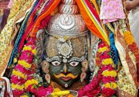 महाकाल मंदिर में ब्रह्ममुहूर्त में शुरू हुई भस्म आरती की पवित्र प्रक्रिया, उमड़े श्रद्धालु; रजत चंद्र, चन्दन और गुलाब से हुआ अलौकिक श्रृंगार!