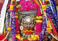 भस्म आरती: श्री महाकाल को चढ़ा रजत चंद्र मुकुट और मुण्ड माला, दर्शन के लिए उमड़े हज़ारों भक्त!