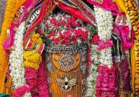सुबह 4 बजे महाकाल मंदिर के पट खुले, वीरभद्र के कान में हुआ स्वस्तिवाचन; महाकाल को चढ़ी भस्म, पंचामृत और रजत मुकुट से हुआ दिव्य श्रृंगार!
