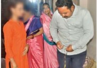 संवेदनशील कार्य या असहज ज़िम्मेदारी? पुरुषों की कमर नापने में शर्मिंदगी झेल रहीं आशा कार्यकर्ता, कार्यकर्ता बोलीं – लोग करते है भद्दे कमेंट्स!