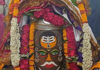 सुबह 4 बजे खोले गए महाकाल के पट, पंचामृत अभिषेक और भस्म अर्पण से गूंजा मंदिर!