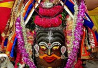 भस्म आरती: महाकाल मंदिर में बाबा महाकाल का रजत मुकुट और भांग-चंदन से हुआ दिव्य श्रृंगार, फूलों की माला से सजाए गए भगवान!