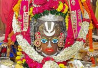 उज्जैन महाकाल मंदिर में सुबह 4 बजे हुई भस्म आरती, शेषनाग मुकुट में भक्तों ने किए बाबा के दिव्य दर्शन!