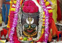 महाकाल के सभा मंडप में गूंजी घंटियां, वीरभद्र जी को स्वस्तिवाचन के बाद खुले चांदी के पट; फल-मिष्ठान और सुगंधित पुष्पों से किया गया बाबा महाकाल का पूजन!