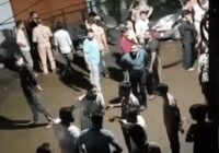 उज्जैन के पांड्या खेड़ी में दो पक्षों में हुई हिंसक झड़प, धार्मिक नारे से भड़का विवाद: एक दूसरे पर किया तलवार-लाठियों से हमला, 4 घायल; पुलिस-RAF तैनात!