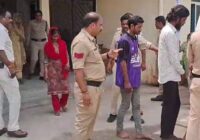 श्रावण सवारी में श्रद्धालुओं की जेब पर हाथ साफ! उज्जैन में मोबाइल, चेन, पर्स की चोरी करने वाले 52 आरोपी पकड़े गए: बच्चों से करवाई जा रही थी चोरी, मां-बाप भी शामिल!