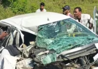 आगर मालवा में भीषण सड़क हादसा: कंटेनर और कार की टक्कर में दो की मौत, एक महिला गंभीर