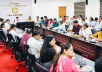 सड़क हादसे में घायल की जान बचाने वाले बृजलाल को मिला जिले का पहला ‘राहवीर सम्मान: बैठक में उज्जैन कलेक्टर रौशन सिंह सख्त रुख, कहा – सीएम हेल्पलाइन शिकायतों पर लापरवाही बर्दाश्त नहीं होगी!