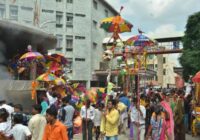 तेजा दशमी पर उमड़ा आस्था का सैलाब, उज्जैन से लेकर गांव-गांव तक भक्तों का तांता; भक्तों ने चढ़ाई रंग-बिरंगी छतरियां!