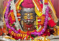 तड़के खुले गर्भगृह के पट, ‘जय श्री महाकाल’ के जयघोष से गूंजा मंदिर; शेषनाग रजत मुकुट और मुण्ड माला से सजे बाबा महाकाल!