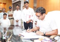 तीसरी बार उज्जैन में तैनात आशीष सिंह ने संभागायुक्त पदभार संभाला, महाकालेश्वर मंदिर समेत अन्य धार्मिक स्थलों के किए दर्शन; सिंहस्थ की तैयारियों में निभाएंगे अहम भूमिका!