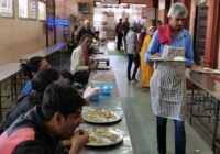 उज्जैन: चंद्रग्रहण पर महाकाल मंदिर का अन्नक्षेत्र रहेगा बंद, सोमवार से फिर नियमित भोजन सेवा होगी शुरू; नोटिस लगाकर दी जा रही जानकारी!