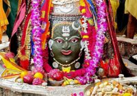 महाकाल मंदिर में तड़के खुले चांदी के पट — पंचामृत अभिषेक, रजत मुकुट और भस्म श्रृंगार के दिव्य दर्शन से गूंज उठा मंदिर परिसर