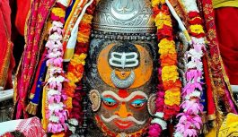 श्री महाकालेश्वर मंदिर में दिव्य भस्म आरती सम्पन्न: सभा मंडप से गर्भगृह तक विधि-विधान से हुआ पूजन, राजा स्वरूप में बाबा महाकाल दिए दर्शन! श्री महाकालेश्वर मंदिर में दिव्य भस्म आरती सम्पन्न: सभा मंडप से गर्भगृह तक विधि-विधान से हुआ पूजन, राजा स्वरूप में बाबा महाकाल दिए दर्शन!