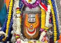 महाकाल मंदिर में शनिवार तड़के खुले पट, भस्म आरती में साकार रूप में दिए बाबा ने दर्शन