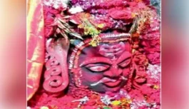 बसंत पंचमी पर महाकाल दरबार पीले रंग में सजा, आज से होली तक रोज अर्पित होगा गुलाल बसंत पंचमी पर महाकाल दरबार पीले रंग में सजा, आज से होली तक रोज अर्पित होगा गुलाल