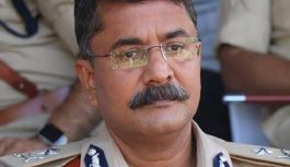 MP में बड़े IPS तबादले: उज्जैन जोन से हटे ADG उमेश जोगा, राकेश गुप्ता को सौंपी गई कमान MP में बड़े IPS तबादले: उज्जैन जोन से हटे ADG उमेश जोगा, राकेश गुप्ता को सौंपी गई कमान