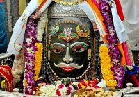 उज्जैन के श्री महाकालेश्वर मंदिर में तड़के विशेष पूजा-विधि: स्वस्ति वाचन के साथ खुले पट, राजा स्वरूप में सजा दरबार