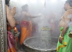 महाशिवरात्रि पर महाकाल को अर्पित हुआ पुष्प सेहरा, दोपहर में हुई विशेष भस्म आरती; चार प्रहर पूजन के बाद हुआ दिव्य श्रृंगार