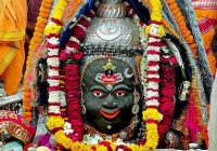 महाकाल दरबार में तड़के भस्म आरती: कपूर आरती उपरांत रजत चंद्र त्रिशूल, मुकुट और आभूषणों से हुआ दिव्य श्रृंगार, श्रद्धालुओं ने बड़ी संख्या में किए दर्शन!