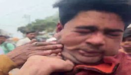 उज्जैन में मंदिर क्षेत्र के पास युवक से मारपीट: युवती के साथ होटल जा रहा था, बजरंग दल ने रोका; मोबाइल में अश्लील फोटो-वीडियो होने का आरोप, पुलिस ने जब्त किया फोन उज्जैन में मंदिर क्षेत्र के पास युवक से मारपीट: युवती के साथ होटल जा रहा था, बजरंग दल ने रोका; मोबाइल में अश्लील फोटो-वीडियो होने का आरोप, पुलिस ने जब्त किया फोन