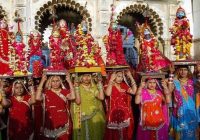 धुलेंडी के साथ उज्जैन में शुरू हुआ गणगौर पर्व, महिलाएं 16 दिनों तक करेंगी पूजा; राजस्थान से मंगवाई जाती हैं ड्रेस