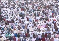 30 रोजों के बाद मनाई गई ईद: इंदिरा नगर ईदगाह में बड़ी संख्या में पहुंचे लोग, नमाज के बाद गले मिलकर बांटी खुशियां; पुलिस ने बढ़ाई सतर्कता