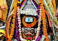 वीरभद्र जी को स्वस्ति वाचन के बाद शुरू हुई भस्म आरती, शेषनाग मुकुट और मुण्डमाला में सजे बाबा महाकाल