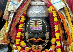 शेषनाग मुकुट और मुण्ड माला से सजे बाबा महाकाल: तड़के भस्म आरती में भक्त हुए भाव-विभोर, ‘जय श्री महाकाल’ से गूंजा परिसर!