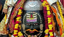 शेषनाग मुकुट और मुण्ड माला से सजे बाबा महाकाल: तड़के भस्म आरती में भक्त हुए भाव-विभोर, ‘जय श्री महाकाल’ से गूंजा परिसर!