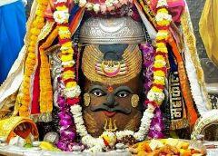 महाकाल मंदिर में भस्म आरती: वीरभद्र को स्वस्तिवाचन के बाद खुले पट, राजा स्वरूप में सजे बाबा!